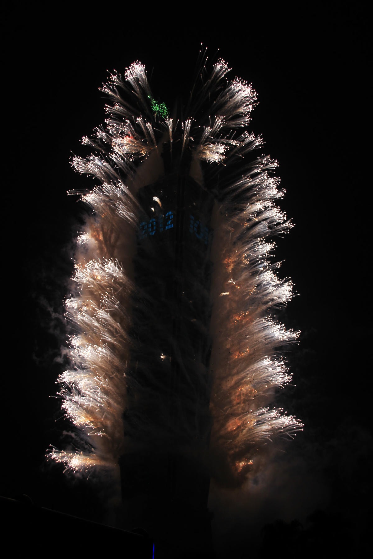 20250830-5sxxl