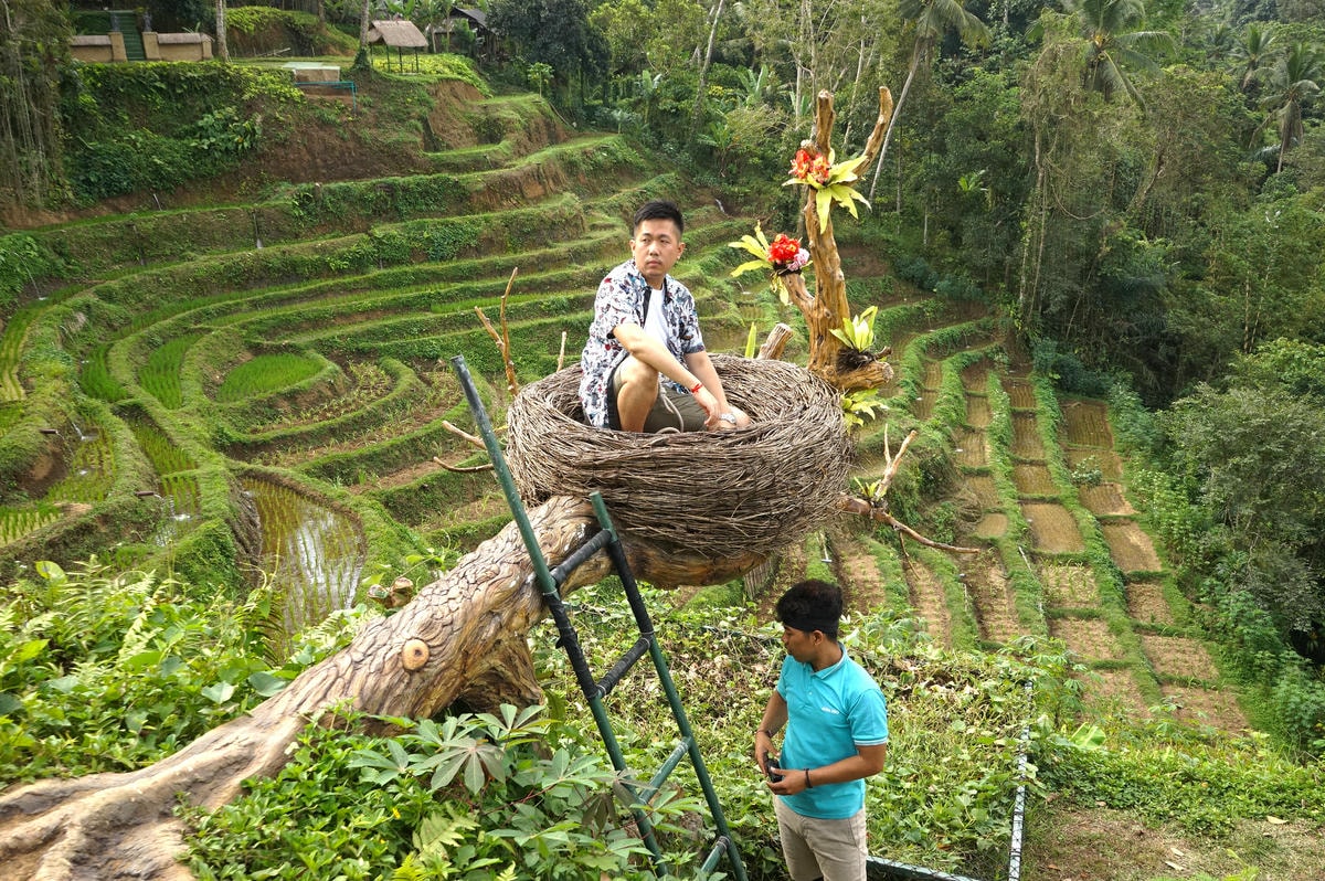 20250831-v9hi8