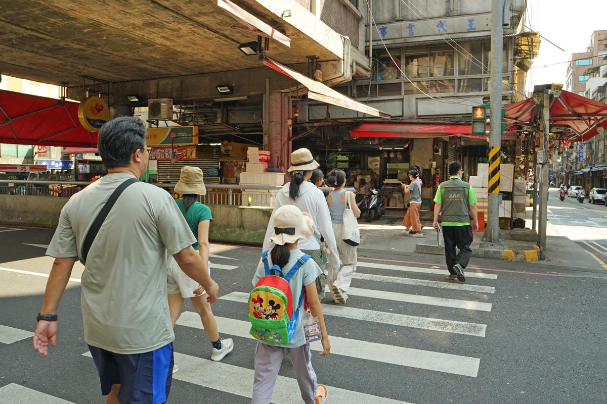 20250830-8x8zj