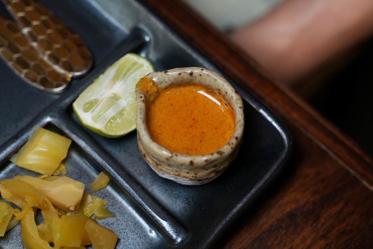 【清邁美食】Khao-Sō-i – 清邁超人氣泰北金麵專賣店,菜單品項多元又有照片可參考,用餐完還可在日式造景的環境拍美照 - 第20張圖