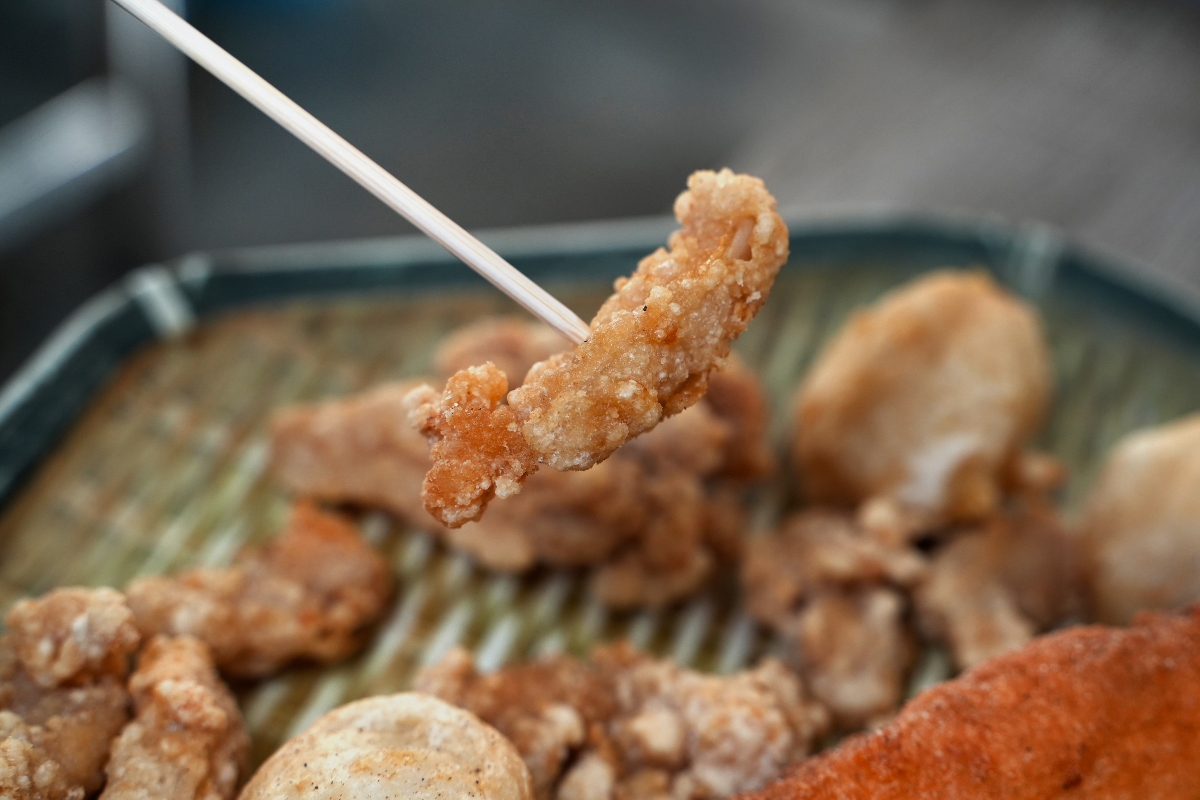 【基隆美食】鮮樂炸雞 – 基隆最好吃的雞排跟炸雞腿來這裡吃!還有獨家的手工小卷天婦羅~口感都酥脆可口、不油膩! - 第22張圖