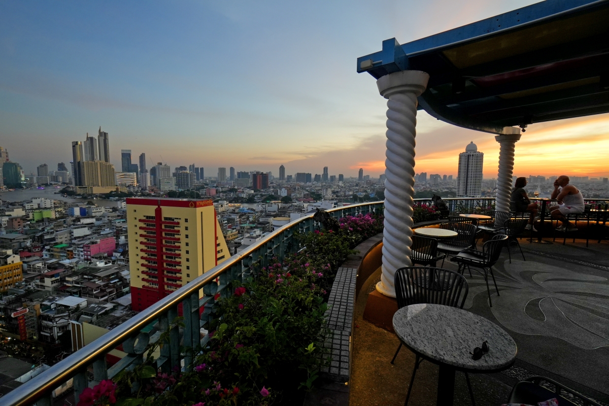 【曼谷住宿】大華大酒店 – 曼谷中國城平價高樓景觀飯店,離最夯的嵩越路商圈超近,傍晚下樓就有夜市可大啖各種街頭美食 - 第33張圖 【曼谷住宿】大華大酒店 – 曼谷中國城平價高樓景觀飯店,離最夯的嵩越路商圈超近,傍晚下樓就有夜市可大啖各種街頭美食