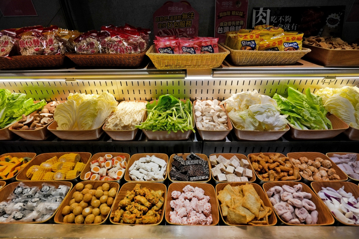 【中壢美食】肉多多 – 全台 全天候 平假日不限時! 輕量級套餐299 元起， 蔬食自助吧吃到飽，CP值超高！(西門店/淡水店例假日除外)