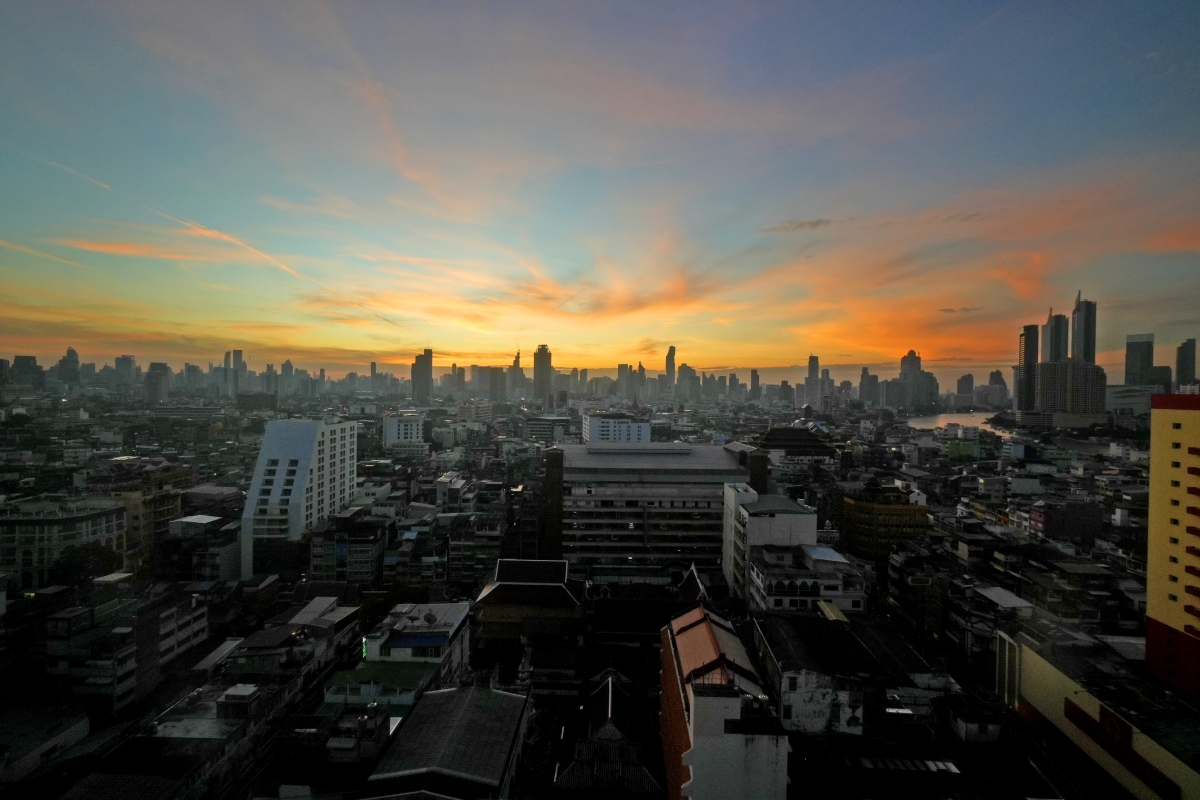 【曼谷住宿】大華大酒店 – 曼谷中國城平價高樓景觀飯店,離最夯的嵩越路商圈超近,傍晚下樓就有夜市可大啖各種街頭美食 - 第47張圖 【曼谷住宿】大華大酒店 – 曼谷中國城平價高樓景觀飯店,離最夯的嵩越路商圈超近,傍晚下樓就有夜市可大啖各種街頭美食
