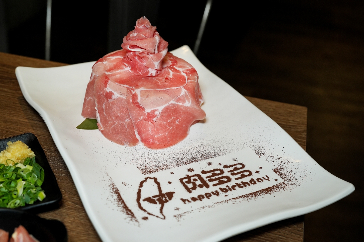 【中壢美食】肉多多 – 全台 全天候 平假日不限時! 輕量級套餐299 元起， 蔬食自助吧吃到飽，CP值超高！(西門店/淡水店例假日除外)