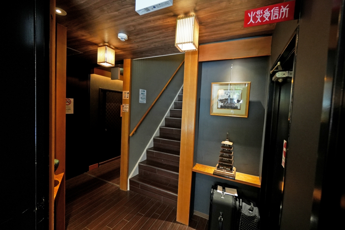 【奈良住宿】奈良旅館 東鹿庭 – 奈良知名景點猿澤池附近的平價溫泉旅宿，榻榻米和式房型很溫馨，每房每日可包場40分鐘公共溫泉浴場