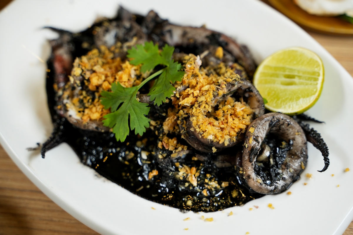 【清邁美食】Mae-Jin 金媽媽泰式料理 – 你們吃過一份要價999泰銖的巨大蟹肉歐姆蛋嗎!?還有料多味美的豪華火山媽媽麵這裡也吃得到~ - 第19張圖 【清邁美食】Mae-Jin 金媽媽泰式料理 – 你們吃過一份要價999泰銖的巨大蟹肉歐姆蛋嗎!?還有料多味美的豪華火山媽媽麵這裡也吃得到~