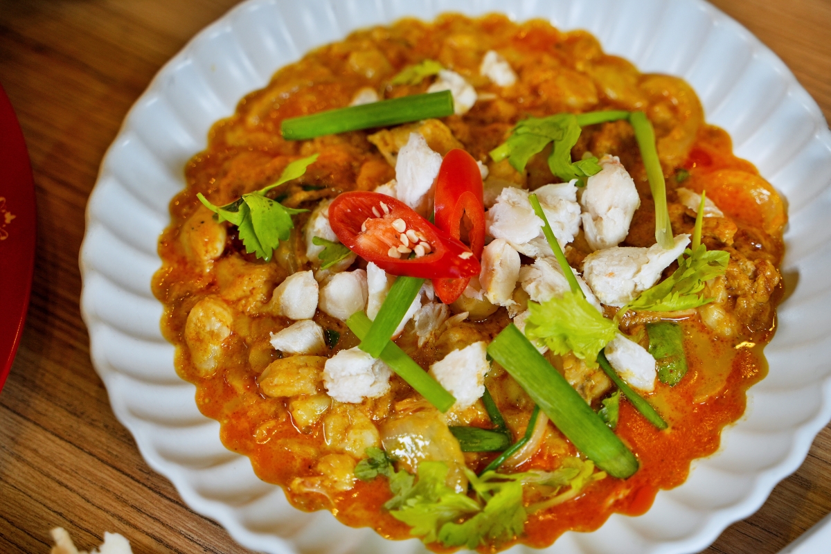 【清邁美食】Mae-Jin 金媽媽泰式料理 – 你們吃過一份要價999泰銖的巨大蟹肉歐姆蛋嗎!?還有料多味美的豪華火山媽媽麵這裡也吃得到~ - 第21張圖 【清邁美食】Mae-Jin 金媽媽泰式料理 – 你們吃過一份要價999泰銖的巨大蟹肉歐姆蛋嗎!?還有料多味美的豪華火山媽媽麵這裡也吃得到~