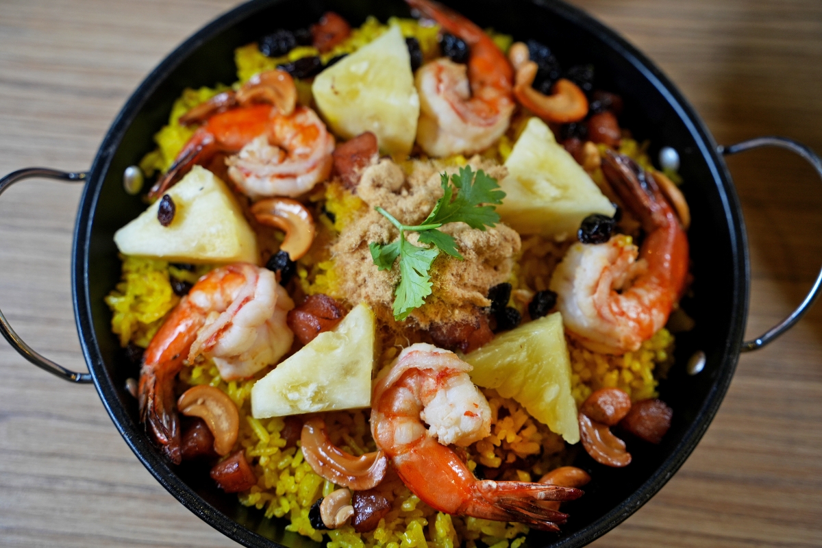 【清邁美食】Mae-Jin 金媽媽泰式料理 – 你們吃過一份要價999泰銖的巨大蟹肉歐姆蛋嗎!?還有料多味美的豪華火山媽媽麵這裡也吃得到~ - 第15張圖 【清邁美食】Mae-Jin 金媽媽泰式料理 – 你們吃過一份要價999泰銖的巨大蟹肉歐姆蛋嗎!?還有料多味美的豪華火山媽媽麵這裡也吃得到~