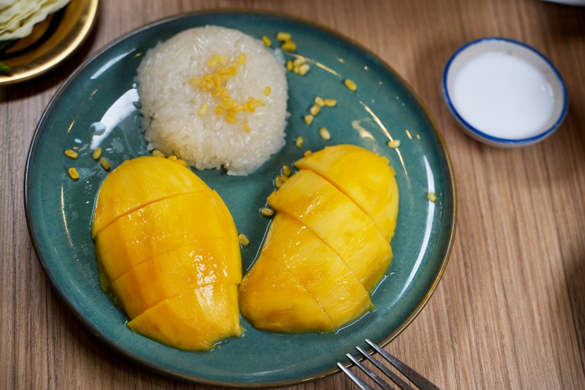 【清邁美食】Mae-Jin 金媽媽泰式料理 – 你們吃過一份要價999泰銖的巨大蟹肉歐姆蛋嗎!?還有料多味美的豪華火山媽媽麵這裡也吃得到~ - 第31張圖 【清邁美食】Mae-Jin 金媽媽泰式料理 – 你們吃過一份要價999泰銖的巨大蟹肉歐姆蛋嗎!?還有料多味美的豪華火山媽媽麵這裡也吃得到~