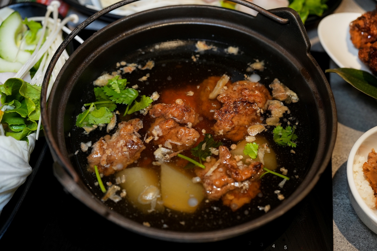 【西門町美食】狂一鍋 – 新台式火鍋第 1 品牌！全台全天候不限時火鍋 / 「超值狂享鍋」299 元起 / 蔬食自助吧吃到飽