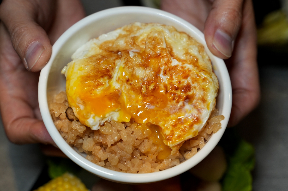 【西門町美食】狂一鍋 – 新台式火鍋第 1 品牌！全台全天候不限時火鍋 / 「超值狂享鍋」299 元起 / 蔬食自助吧吃到飽