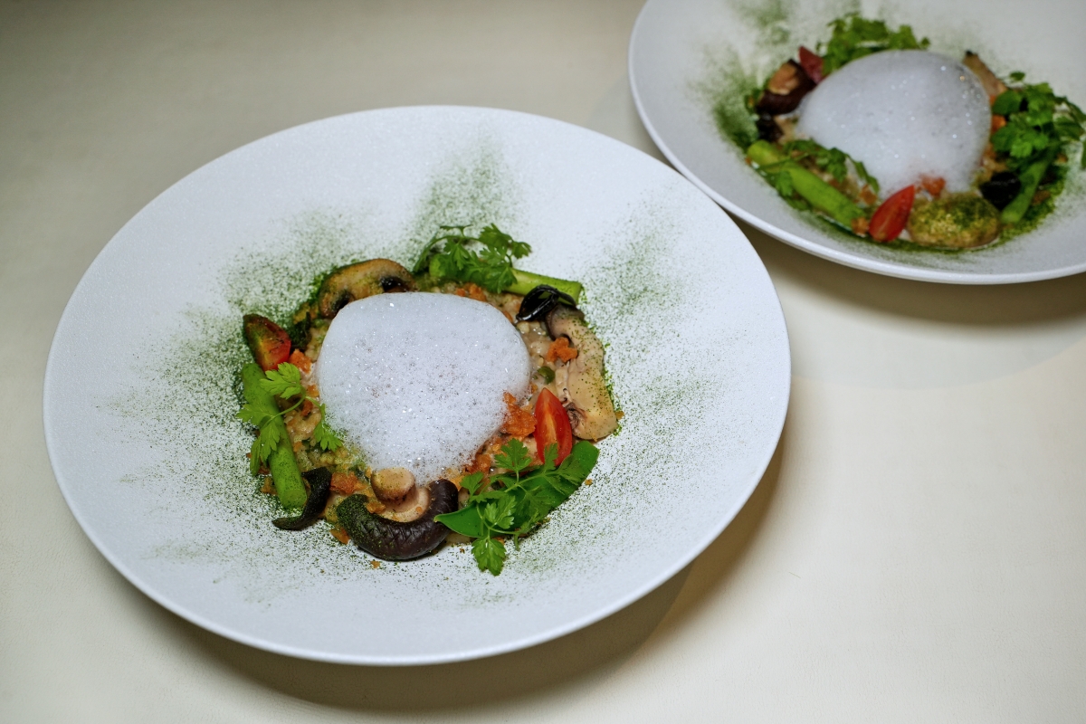 【中壢美食】拾青春Legumes – 桃園中壢最有儀式感的西餐廳，990元起就可以品嚐到色香味俱全、充滿巧思的輕奢套餐！