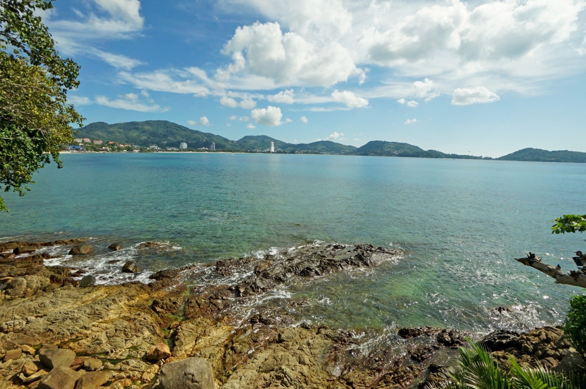 【普吉島美食】Pan Yaah Seaview Cafe Restaurant & Bar – 普吉島卡圖區海景餐廳，聽著海浪聲一面看夕陽一面大啖美味料理好幸福！