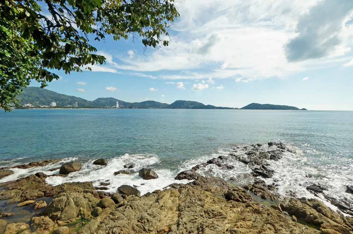 【普吉島美食】Pan Yaah Seaview Cafe Restaurant & Bar – 普吉島卡圖區海景餐廳，聽著海浪聲一面看夕陽一面大啖美味料理好幸福！