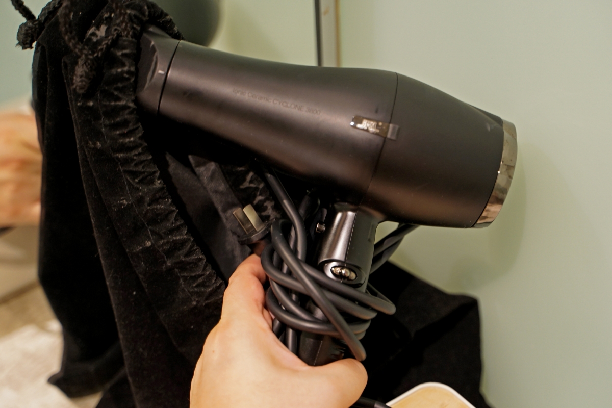 【曼谷住宿】STAY PLUS Hotel Bangkok – 曼谷高CP值旅宿推薦，距離熱鬧的暹羅站只有6分鐘車程，大推前後有雙陽台的大坪數套房！