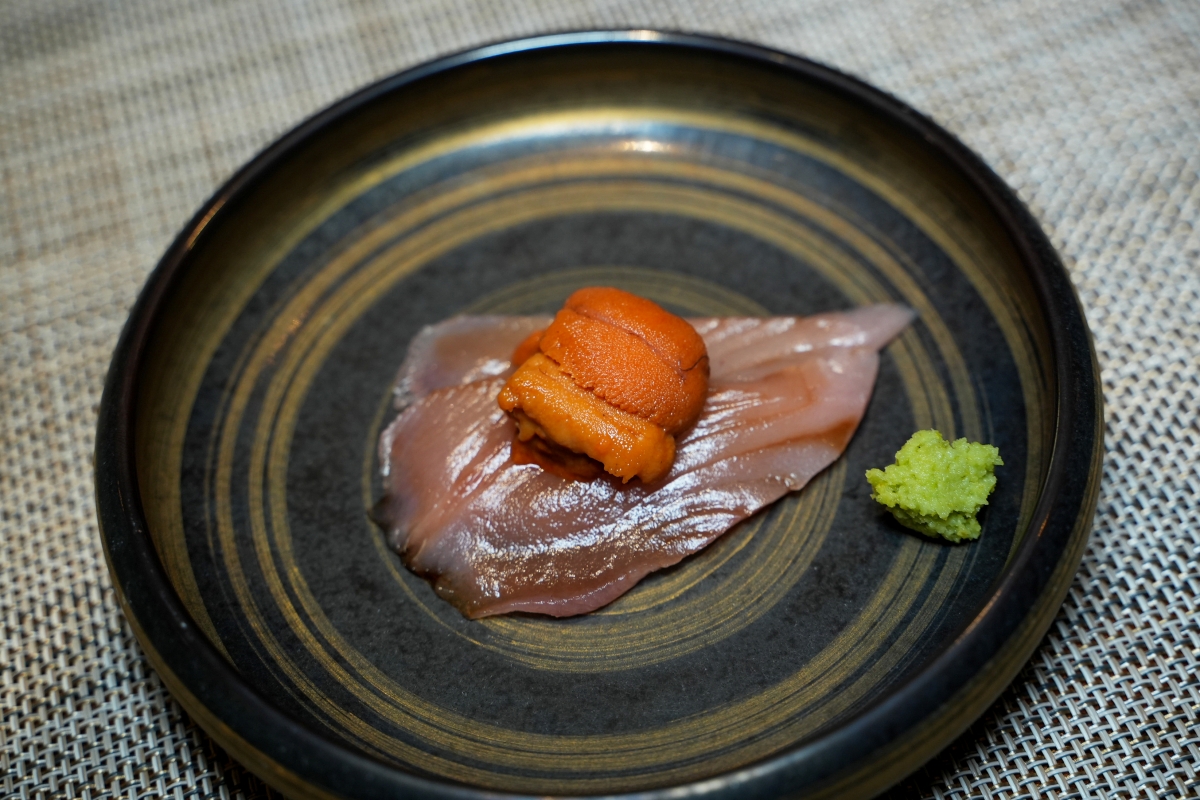 【桃園美食】本壽司無菜單料理 – 在地老饕們大推的日式無菜單料理餐廳，食材嚴選、手法細膩，是慶生、約會、聚餐的好選擇！