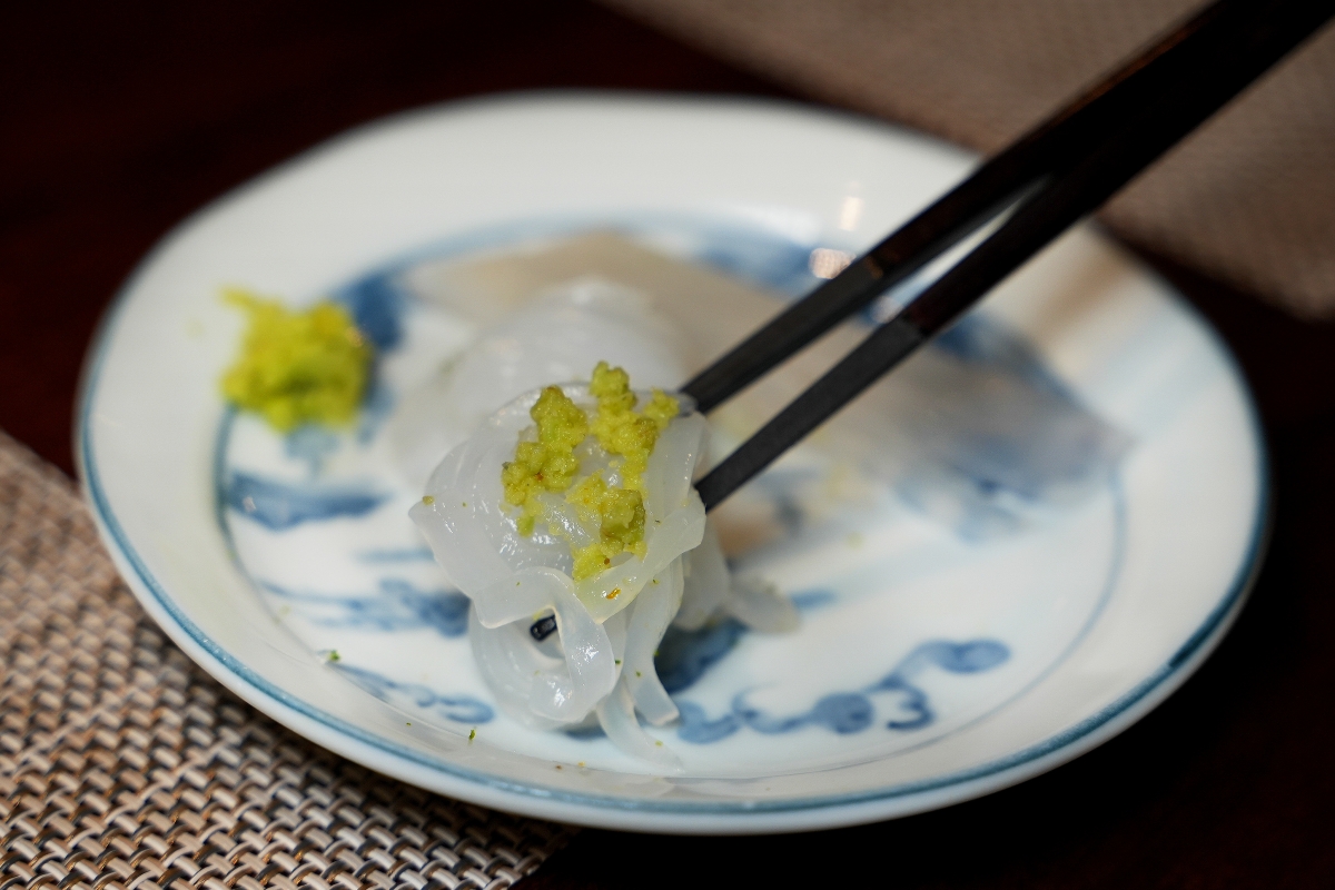 【桃園美食】本壽司無菜單料理 – 在地老饕們大推的日式無菜單料理餐廳，食材嚴選、手法細膩，是慶生、約會、聚餐的好選擇！