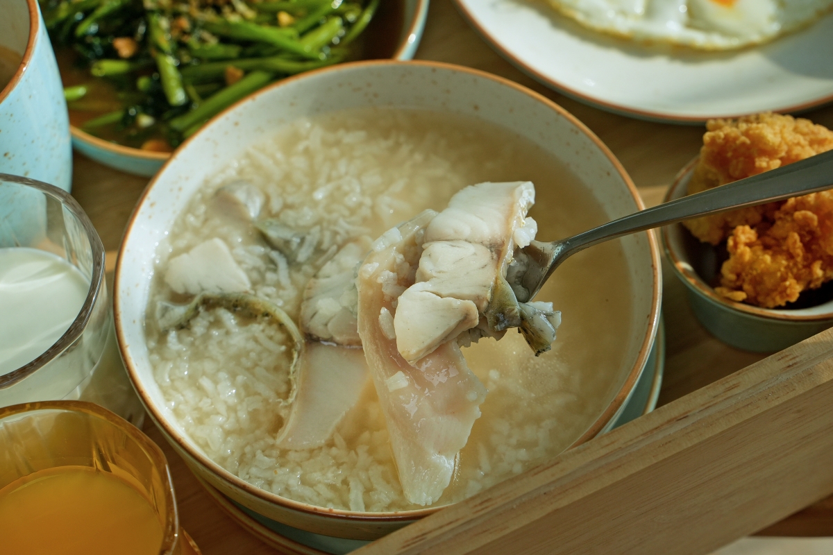 【七岩住宿】U Hua Hin – 老錢強力推薦的華欣、七岩平價濱海五星級渡假飯店首選！出門就是秘境風沙洲，早餐想在哪吃都可以～♪