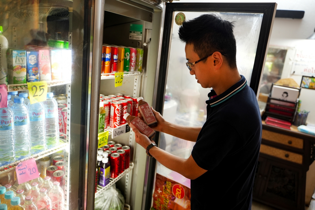 【清邁美食】Aunt Aoy Kitchen – 用餐環境像民宅…餐點賣相平凡無奇…但卻是四年都被米其林必比登推薦的在地人氣名店！！！