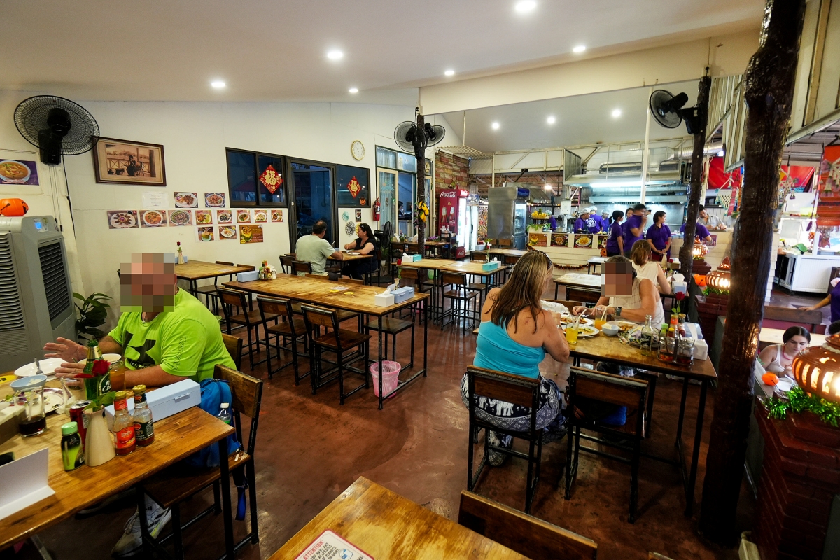 【清邁美食】Lookbua Thai Food Restaurant – 清邁古城區平價泰式餐館推薦!各種經典泰式國民美食都100泰銖左右就吃得到 - 第7張圖 【清邁美食】Lookbua Thai Food Restaurant – 清邁古城區平價泰式餐館推薦!各種經典泰式國民美食都100泰銖左右就吃得到