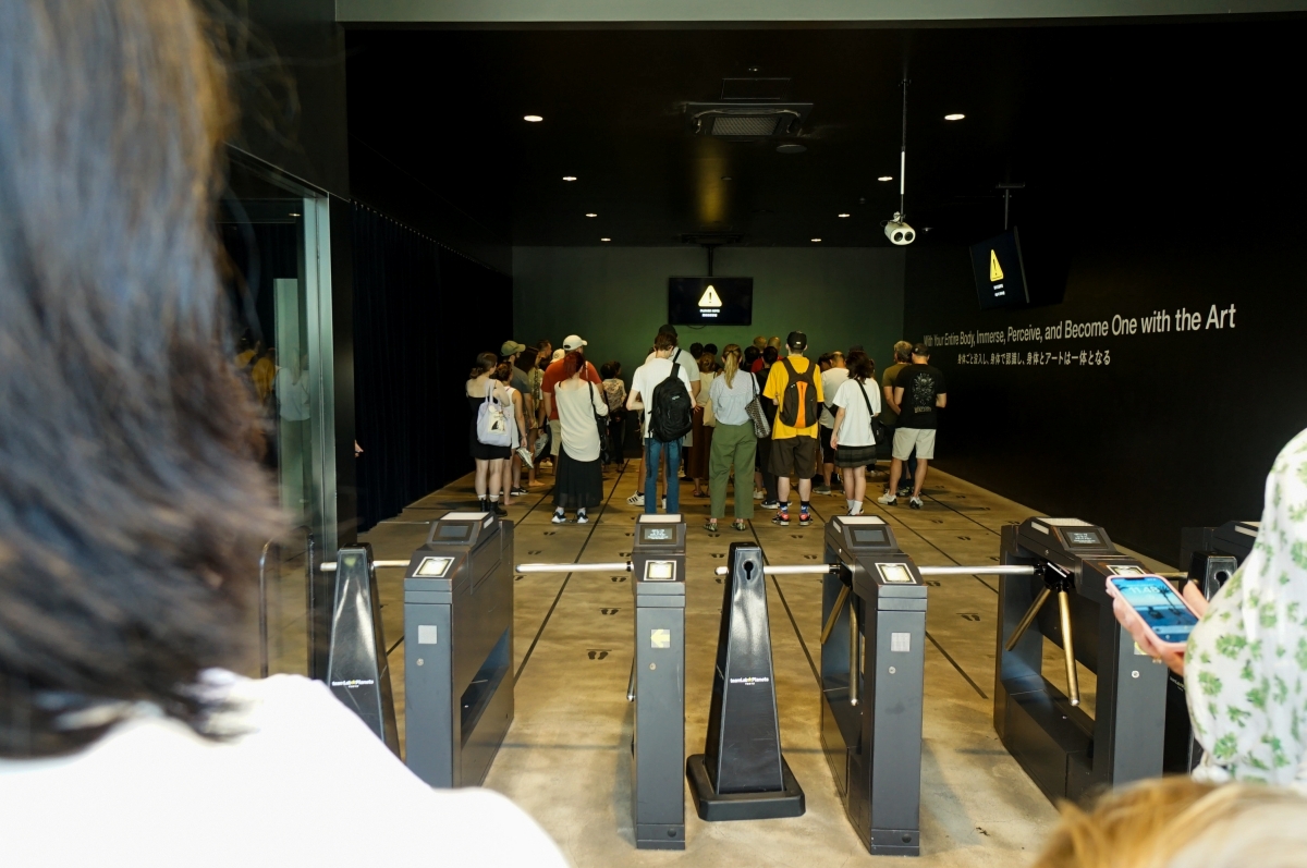 【東京 | 豐洲】teamLab Planets TOKYO – 東京最夢幻的拍照打卡景點，以Water、Garden、運動森林為三大主題，建議前往之前先上網稍微做功課