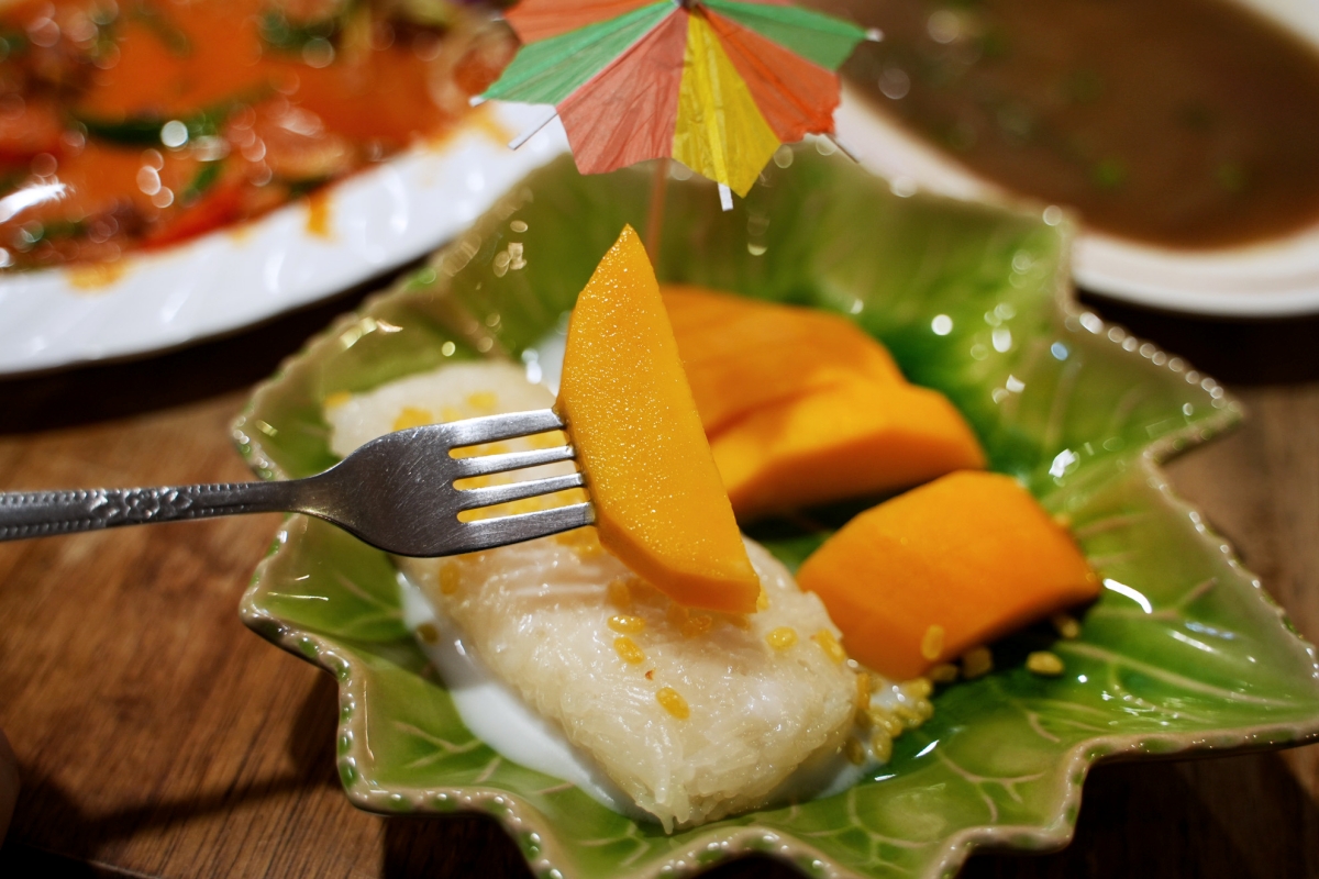 【清邁美食】Lookbua Thai Food Restaurant – 清邁古城區平價泰式餐館推薦!各種經典泰式國民美食都100泰銖左右就吃得到 - 第24張圖 【清邁美食】Lookbua Thai Food Restaurant – 清邁古城區平價泰式餐館推薦!各種經典泰式國民美食都100泰銖左右就吃得到