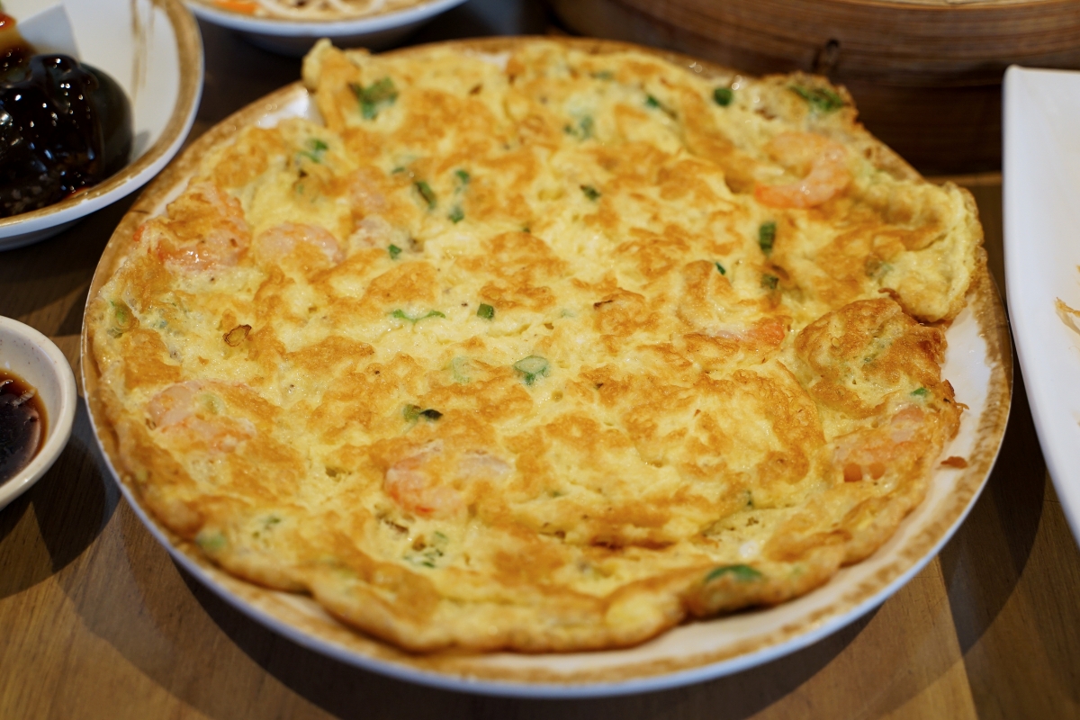 【台中西區】黃家園蒸餃館 – 台中勤美綠園道附近人氣平價小吃，已經飄香超過二十餘年，2026最新價格蒸餃一籠70元！