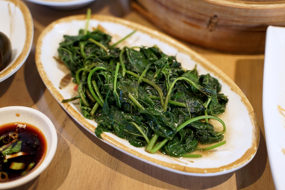 【台中西區】黃家園蒸餃館 – 台中勤美綠園道附近人氣平價小吃，已經飄香超過二十餘年，2026最新價格蒸餃一籠70元！