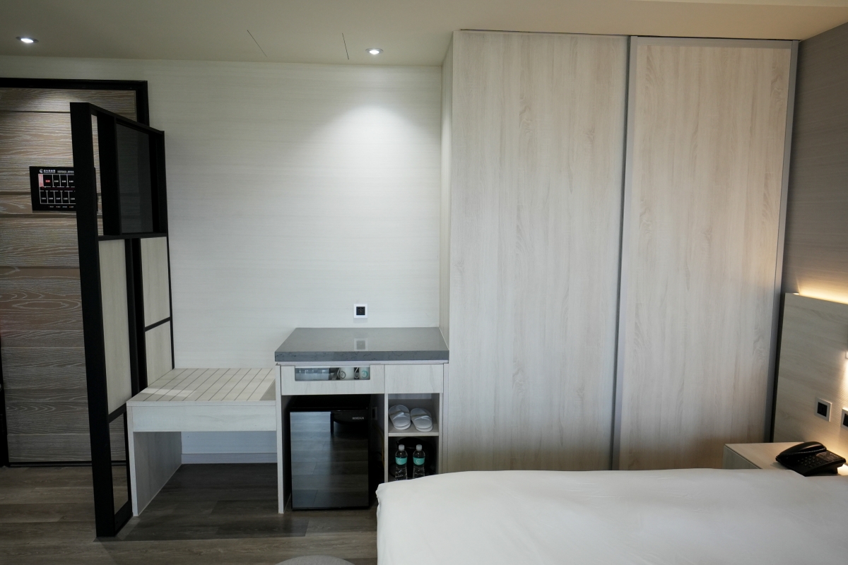 【大園住宿推薦】青埔商旅 – 離機場車程僅15分鐘的超高CP值商旅!早餐自助吧種類多元又有水準,豪華雙人房還有浴缸可邊賞景邊泡澡 - 第16張圖 【大園住宿推薦】青埔商旅 – 離機場車程僅15分鐘的超高CP值商旅!早餐自助吧種類多元又有水準,豪華雙人房還有浴缸可邊賞景邊泡澡