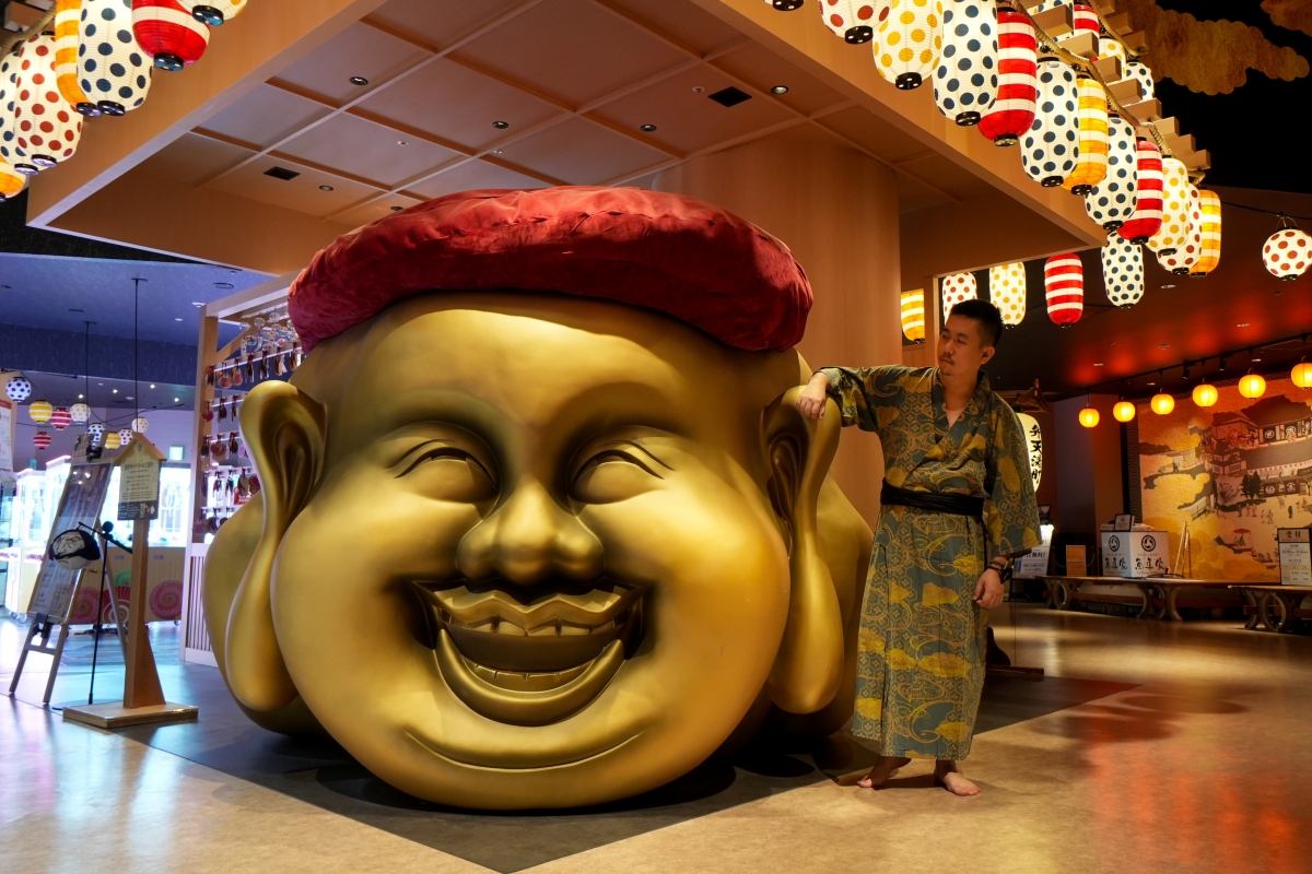 【大阪景點】空庭溫泉 – 全關西最大的溫泉主題設施！可換上好看的浴衣暢遊日式空中庭園、室內商店街，還有多種湯池可爽爽泡湯～♪