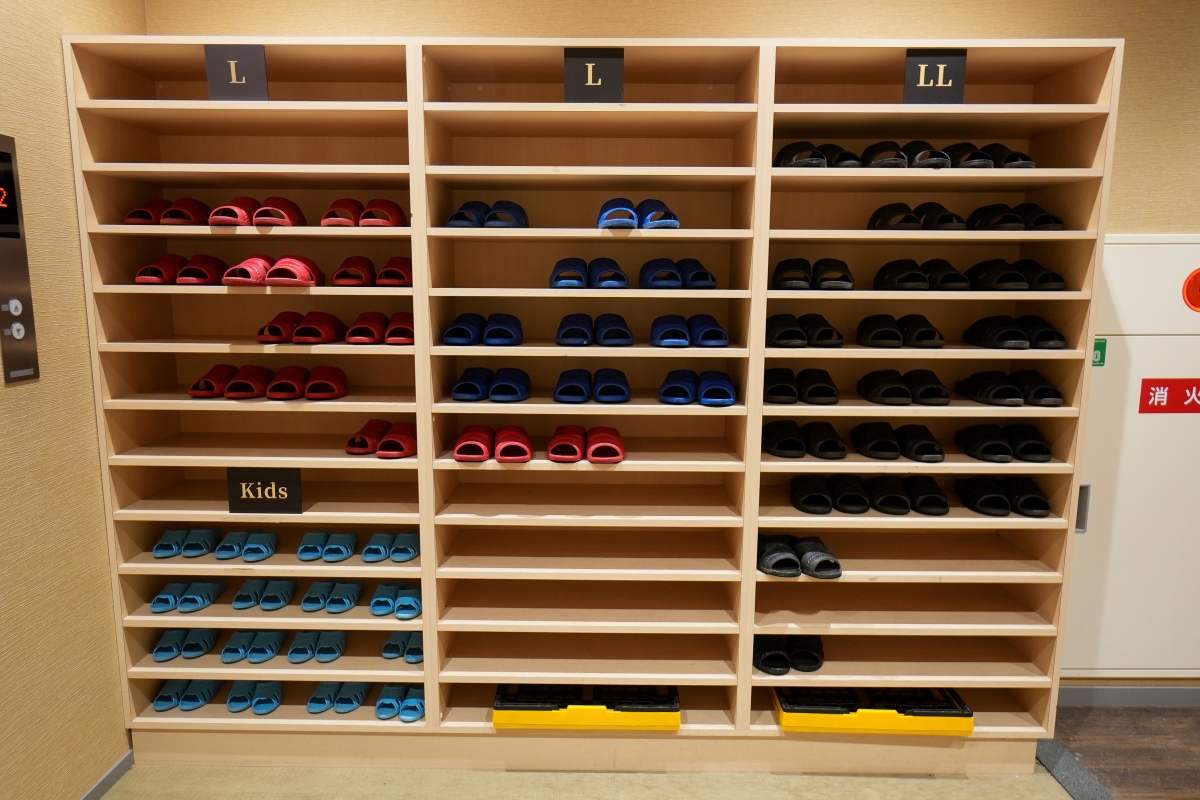 【大阪景點】空庭溫泉 – 全關西最大的溫泉主題設施！可換上好看的浴衣暢遊日式空中庭園、室內商店街，還有多種湯池可爽爽泡湯～♪