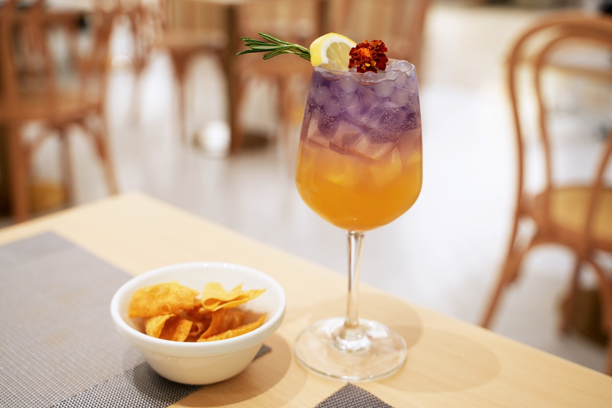 【曼谷美食】Napha | Central Park – 由八位泰國名廚聯手設計菜色的超高評價泰國菜餐廳！結合現代美學與泰國由北到南的各種風味料理讓人一試就愛上～