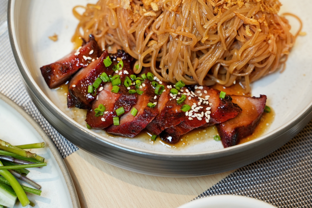 【曼谷美食】Napha | Central Park – 由八位泰國名廚聯手設計菜色的超高評價泰國菜餐廳！結合現代美學與泰國由北到南的各種風味料理讓人一試就愛上～