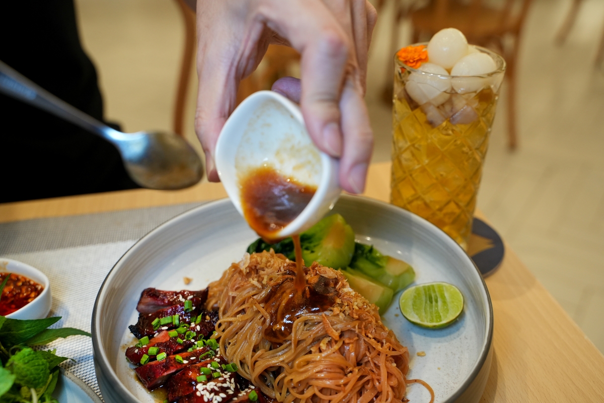 【曼谷美食】Napha | Central Park – 由八位泰國名廚聯手設計菜色的超高評價泰國菜餐廳！結合現代美學與泰國由北到南的各種風味料理讓人一試就愛上～