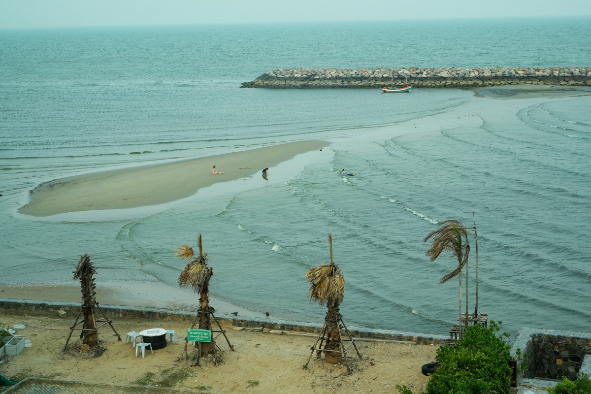 【七岩住宿】U Hua Hin – 老錢強力推薦的華欣、七岩平價濱海五星級渡假飯店首選！出門就是秘境風沙洲，早餐想在哪吃都可以～♪