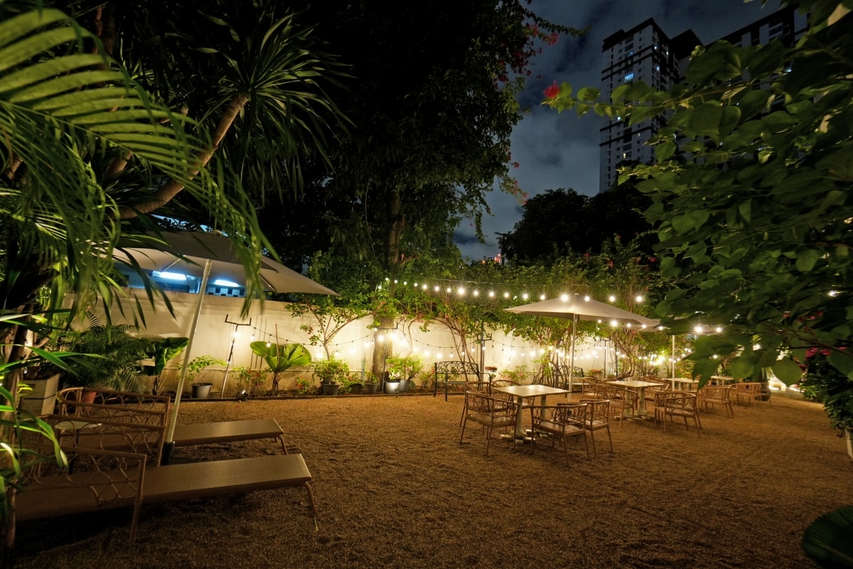 【曼谷住宿】Hotel Thomas Bangkok – 曼谷機場快線終點站旁的平價古典風旅店,轉乘各種交通方式都很便捷,離暹羅商圈也非常近 - 第32張圖 【曼谷住宿】Hotel Thomas Bangkok – 曼谷機場快線終點站旁的平價古典風旅店,轉乘各種交通方式都很便捷,離暹羅商圈也非常近