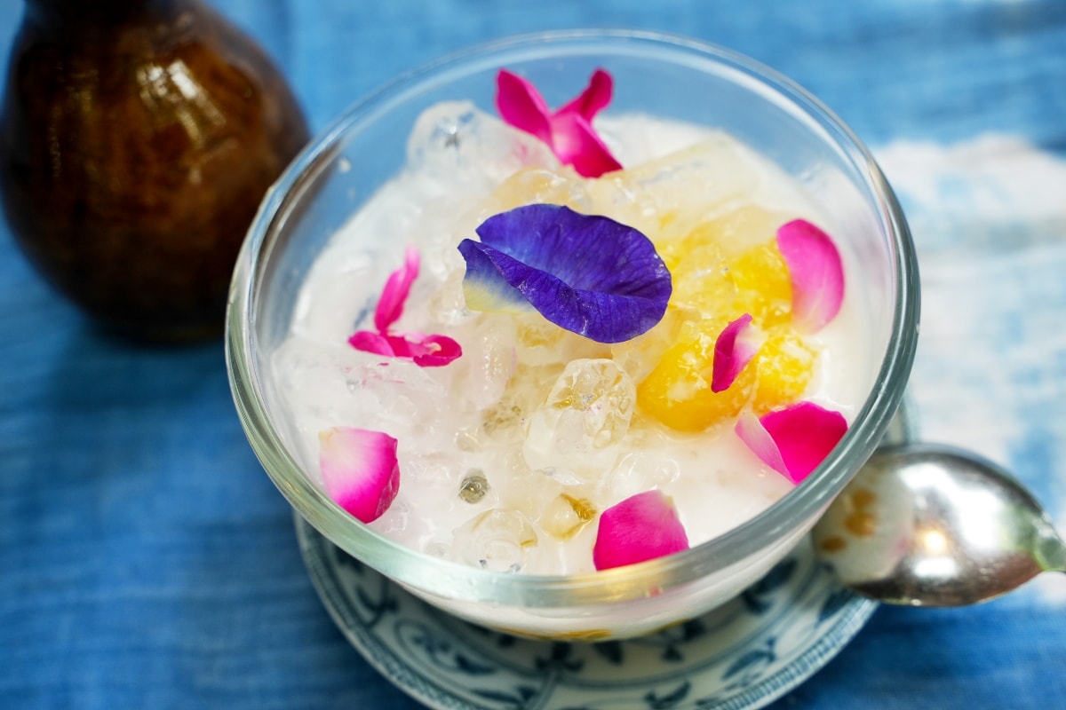 【清邁美食】Meena Rice Based Cuisine – 雨樹市集旁的米其林推薦餐廳,天然食材染色的五色米飯和米粉炸蝦是必點品項! - 第34張圖 【清邁美食】Meena Rice Based Cuisine – 雨樹市集旁的米其林推薦餐廳,天然食材染色的五色米飯和米粉炸蝦是必點品項!