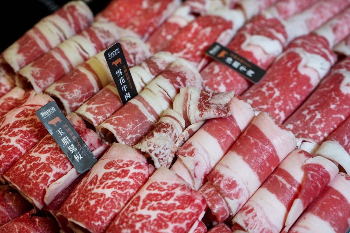 【台北東區美食】新肉多多 – 鍋物界的卡地亞！慶生、約會必收藏，台北少見的高級不限時火鍋餐廳就在忠孝敦化4號出口旁