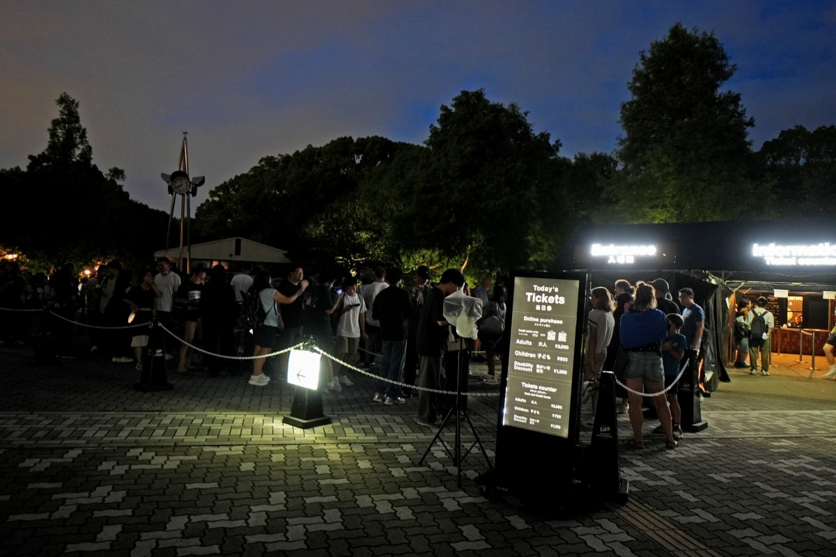 【大阪景點】teamLab Botanical Garden Osaka – teamLab推出的夜間戶外光影藝術博物館,遊客可以自由在植物園探索、與魔幻的作品互動 - 第5張圖 【大阪景點】teamLab Botanical Garden Osaka – teamLab推出的夜間戶外光影藝術博物館,遊客可以自由在植物園探索、與魔幻的作品互動