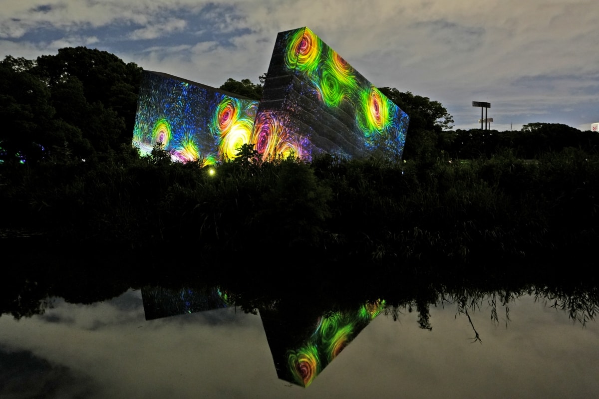 【大阪景點】teamLab Botanical Garden Osaka – teamLab推出的夜間戶外光影藝術博物館,遊客可以自由在植物園探索、與魔幻的作品互動 - 第16張圖 【大阪景點】teamLab Botanical Garden Osaka – teamLab推出的夜間戶外光影藝術博物館,遊客可以自由在植物園探索、與魔幻的作品互動