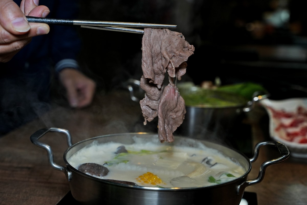 【桃園美食】太上正和昆布鍋物 – 用北海道特選昆布熬煮的湯底為主打！每口都甘醇又有底蘊，價格親民且免收一成服務費唷！