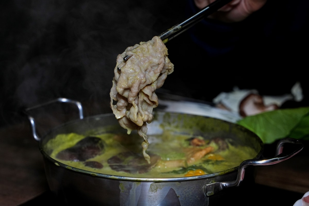 【桃園美食】太上正和昆布鍋物 – 用北海道特選昆布熬煮的湯底為主打！每口都甘醇又有底蘊，價格親民且免收一成服務費唷！