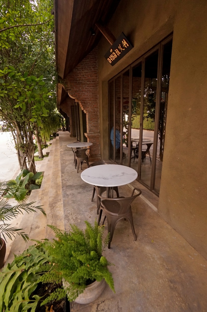 【北碧府住宿】inchantreedoopool – 結合自然風與工業風的北碧府精品旅店,頂樓有無邊際泳池,套餐式的早餐也精緻又美味 - 第39張圖 【北碧府住宿】inchantreedoopool – 結合自然風與工業風的北碧府精品旅店,頂樓有無邊際泳池,套餐式的早餐也精緻又美味