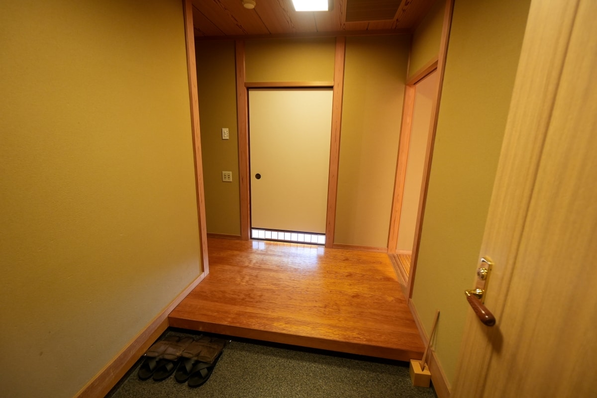 【奈良住宿】ANDO HOTEL 奈良若草山 – 位於奈良半山腰的質感精品旅店,可免費使用私人景觀風呂,晚餐還有融合法式手法的日料可享用 - 第12張圖 【奈良住宿】ANDO HOTEL 奈良若草山 – 位於奈良半山腰的質感精品旅店,可免費使用私人景觀風呂,晚餐還有融合法式手法的日料可享用