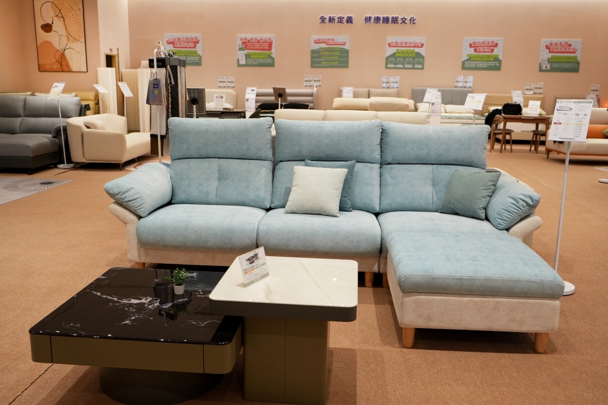 【沙發推薦】布可思椅 B&S SOFA – 有溫度的職人手作沙發與舒柔床墊，通過多項安全檢測標準，可自由搭配多款高質感耐磨布料！