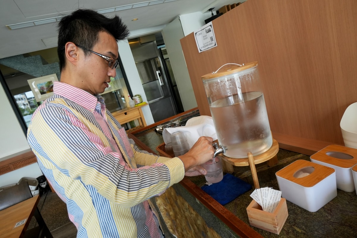 【礁溪美食】樂漁鮮魚定食x咖啡 – 礁溪新開幕人氣定食餐廳！主打各種老饕等級的現流海魚，每日數量限定，晚來就吃不到唷～