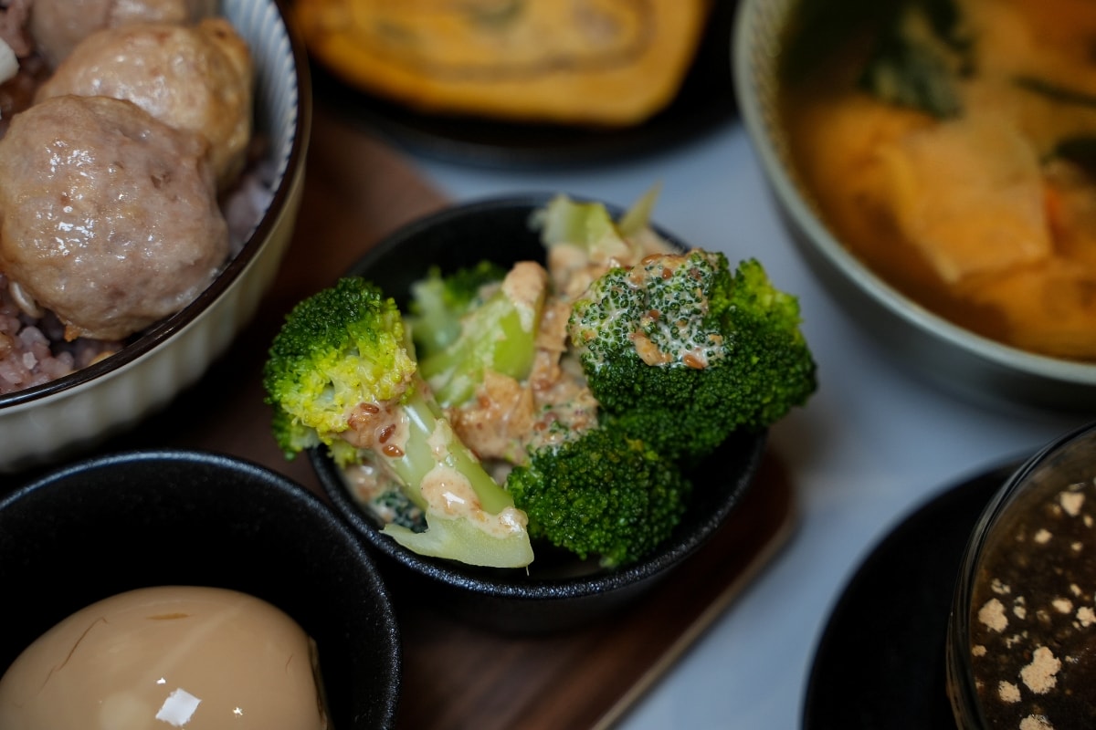 【花蓮美食】麥廚|小火廚房 – 健康、美味、清爽路線路線的可愛定食餐廳,有日式風格結合台味元素,白飯可以升級為七穀米 - 第15張圖 【花蓮美食】麥廚|小火廚房 – 健康、美味、清爽路線路線的可愛定食餐廳,有日式風格結合台味元素,白飯可以升級為七穀米