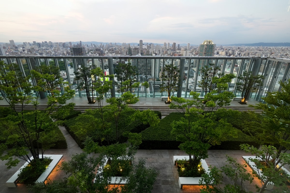 【大阪景點】阿倍野展望台 HARUKAS 300 – 大阪與全關西最高建築裡的展望台！離地300公尺高，可以360度眺望各大知名地標跟日落絕景