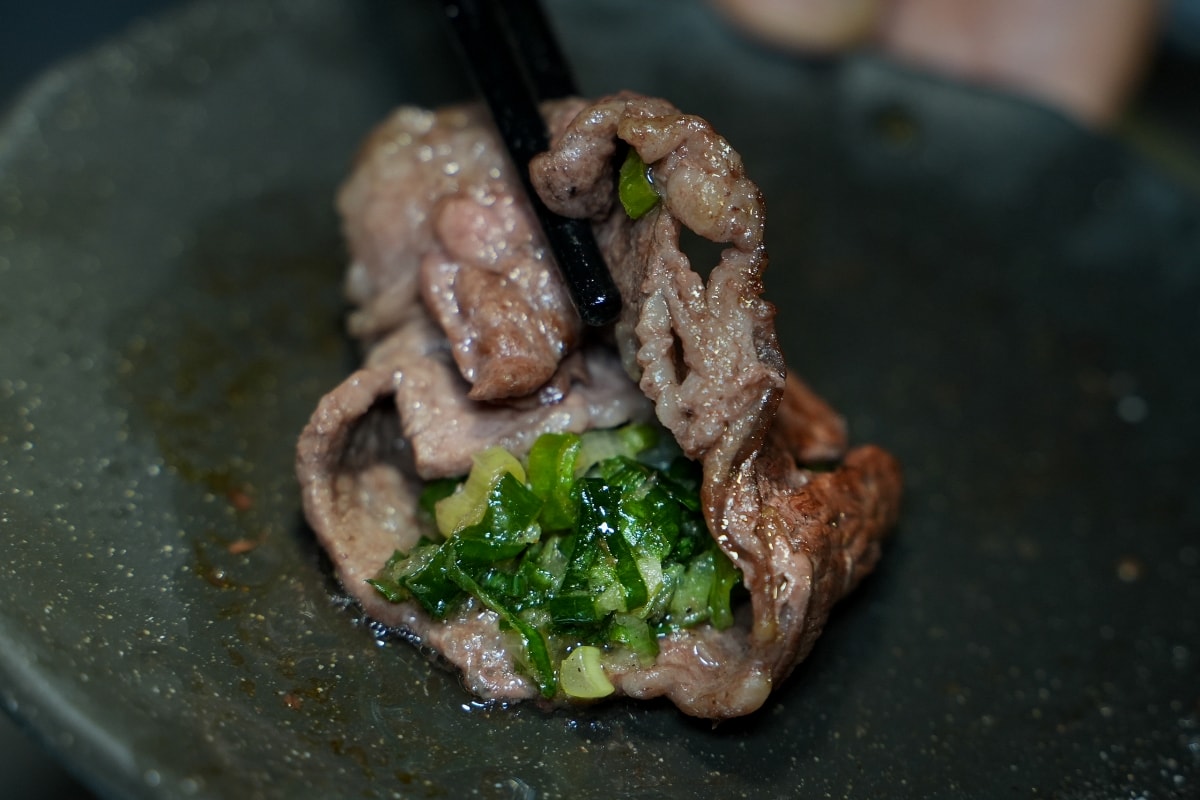 【蘆洲美食】樂樂燒肉蘆洲店 – 蘆洲高品質燒肉餐廳，連各種部位的日本A5和牛和牛都可以吃到飽！生啤酒也可以無限暢飲唷～♪